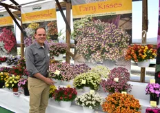 Andreas Kientzler of Kientzler presenting Fairy Kisses Vanilla Berry. It is a new series released series in North America. It is scented, don’t set seeds and flowers all summer long.